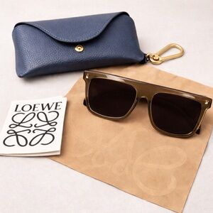 LOEWE Olive Green Gradient Square Sunglasses LW40015U | Case & Cloth